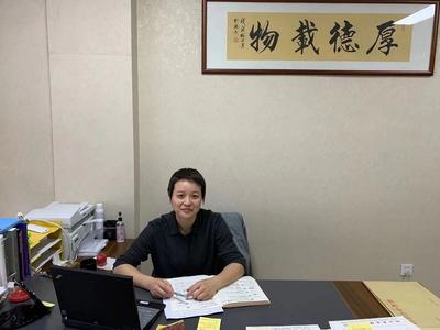 李莉:學(xué)會(huì)傾聽做好本分,為受援人爭權(quán)益