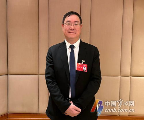 市人大代表章國鋒 建議加快過境象山高鐵動建并近城設站